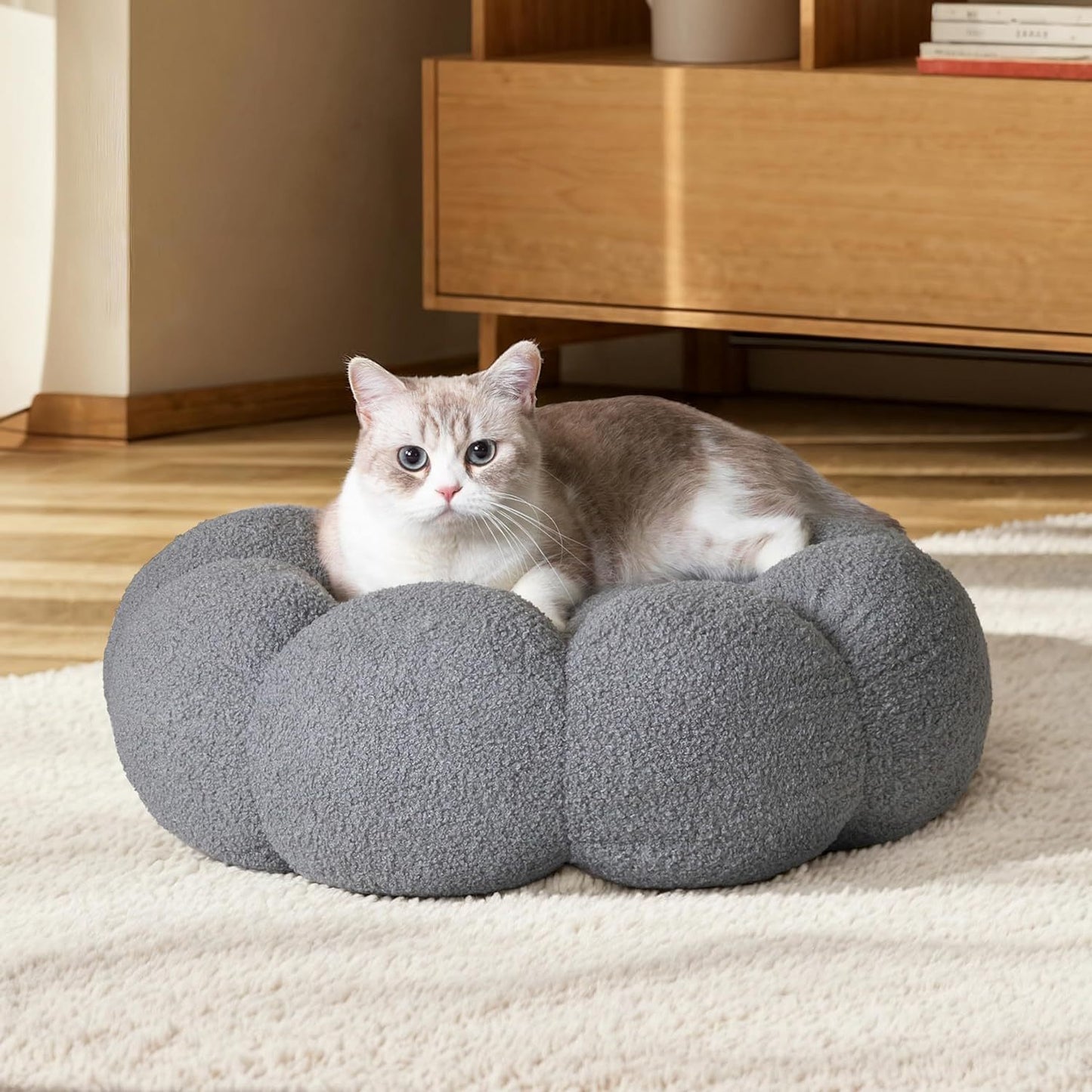 Fluffy Flower-Shaped Calming Bed Small Dogs